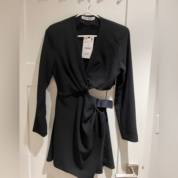 Zara Cut-Out Dress - Picture 4 of 5